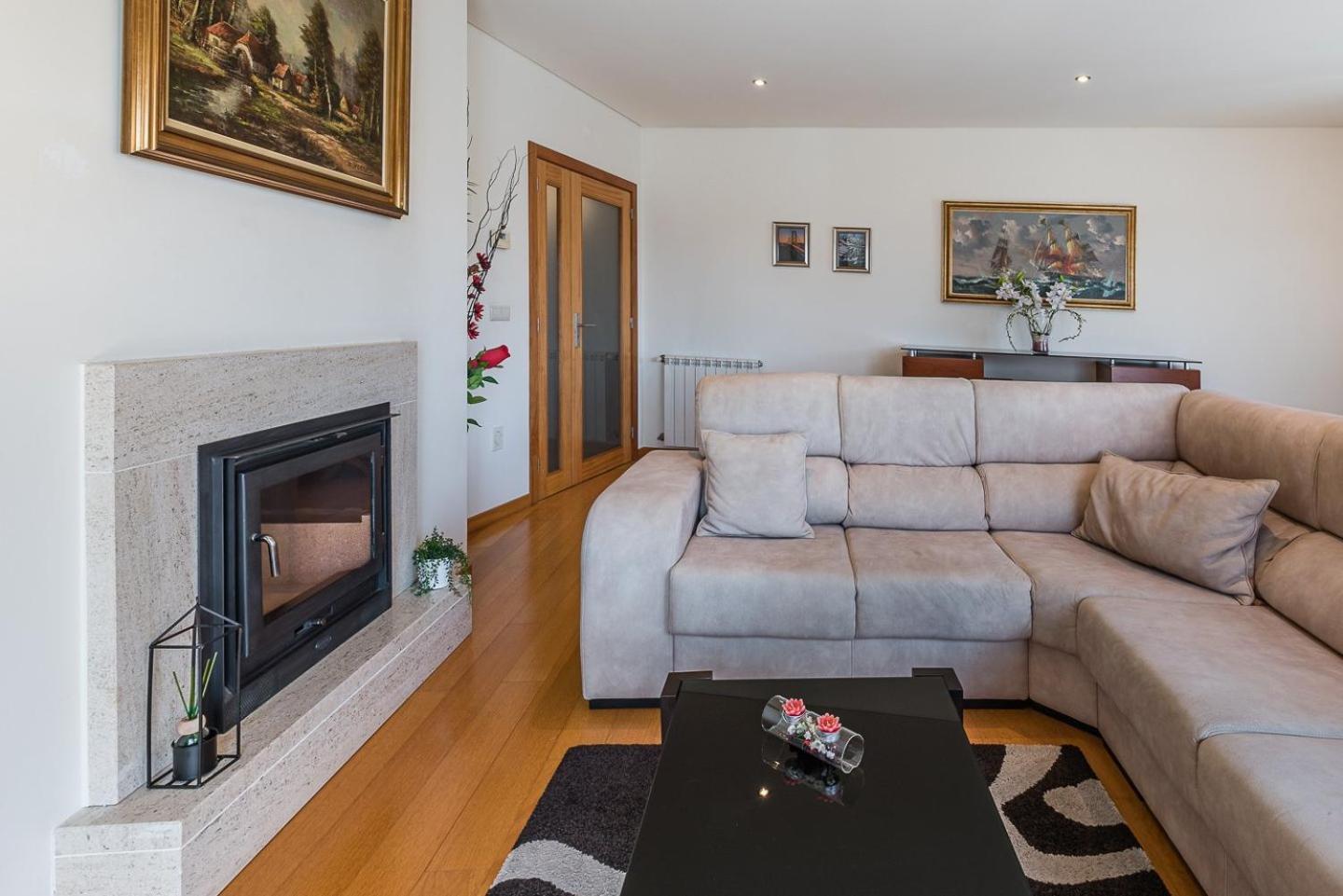Guestready - Luxe Living By The Pool Appartement Póvoa de Varzim Buitenkant foto