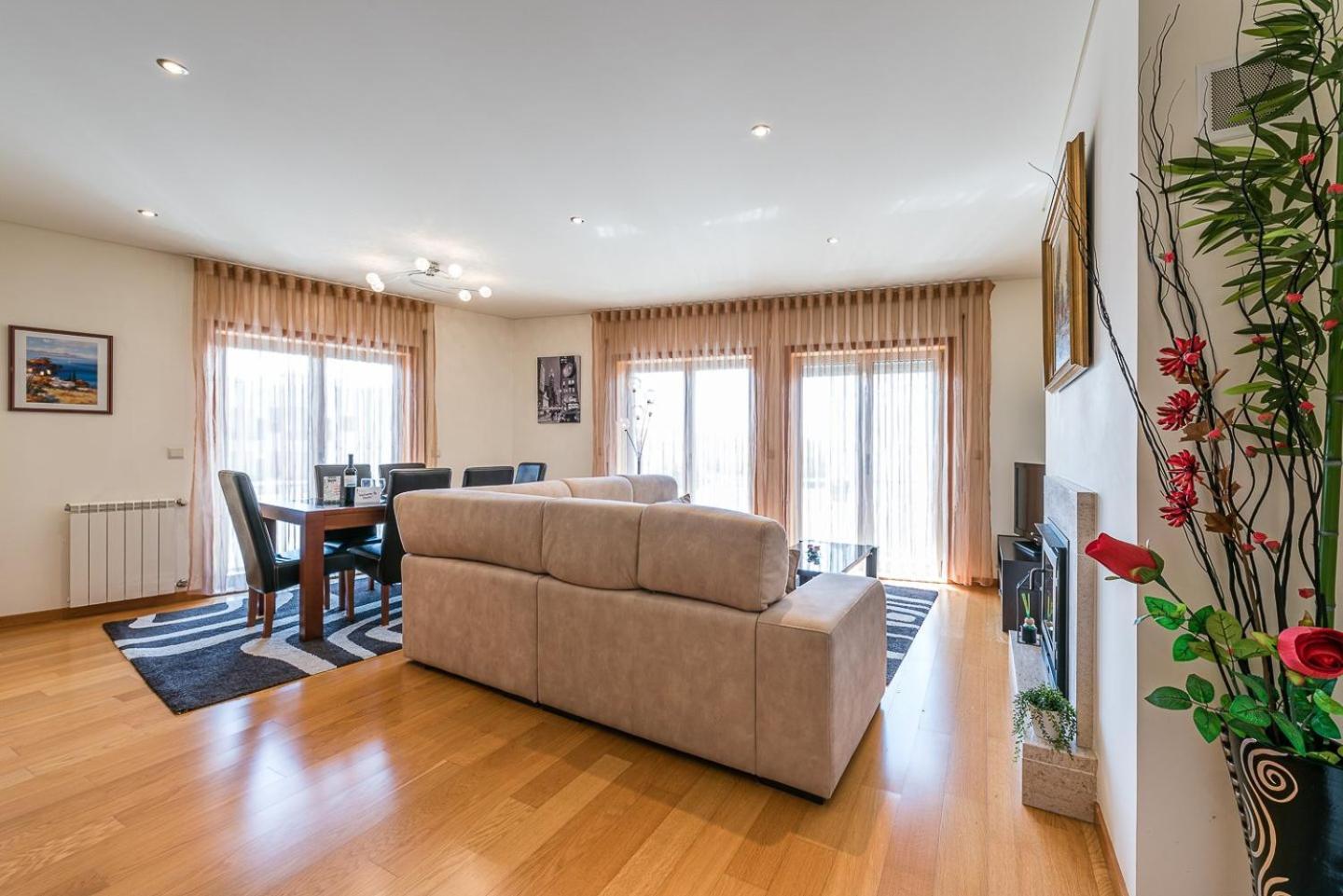 Guestready - Luxe Living By The Pool Appartement Póvoa de Varzim Buitenkant foto